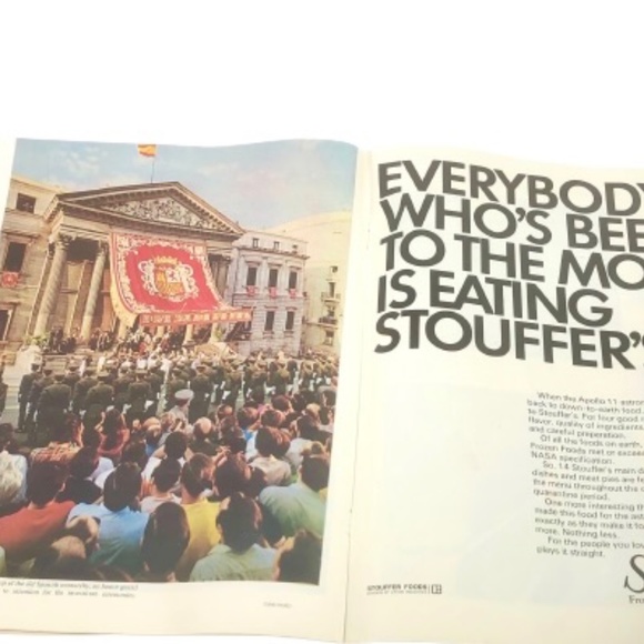 VINTAGE 1969 LIFE MAGAZINE~ON THE MOON ISSUE~FOOTPRINTS & PHOTOGRAPHS~ARMSTRONG - Picture 3 of 6